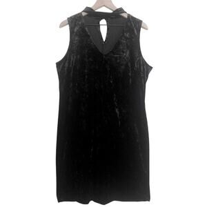 Twice Chic Boutique Velvet Curves Ahead Little Black Bodycon V-Neck Mini Dress